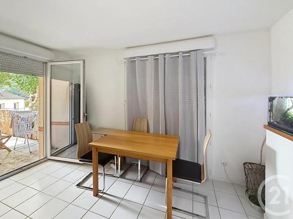 Appartement F2 à vendre  2 pièces - 47 m 2   PAMIERS  - 09