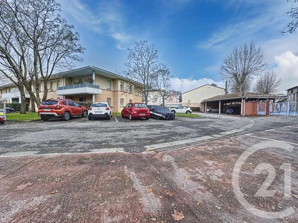 Appartement F2 à vendre  2 pièces - 47 m 2   PAMIERS  - 09