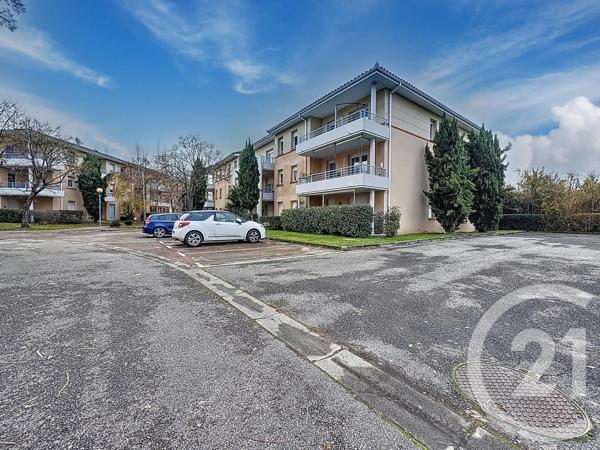 Appartement F2 à vendre  2 pièces - 47 m 2   PAMIERS  - 09