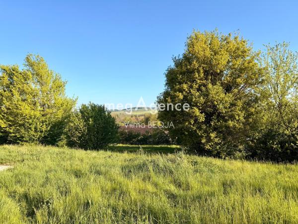 Terrain à NOE, 89320 - 845m²