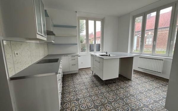 Maison à louer    6 pièces •  Conchy-les-Pots