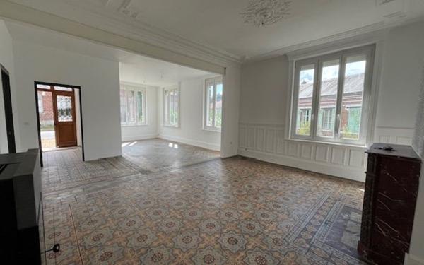 Maison à louer    6 pièces •  Conchy-les-Pots