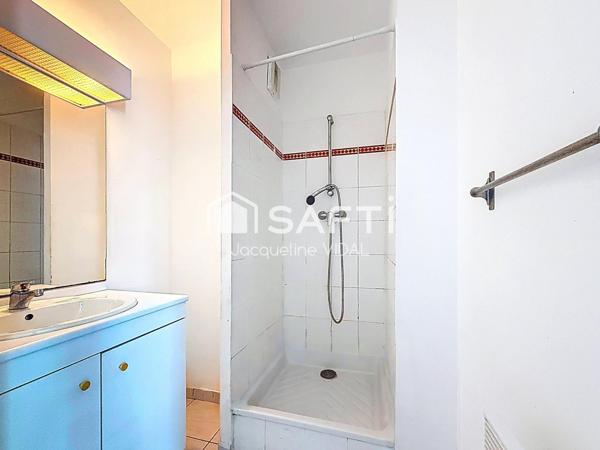 Appartement 2 pièces avec balcon en résidence sécurisée