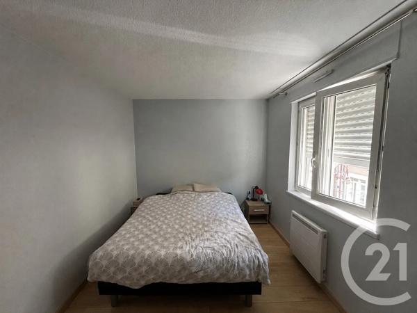 Appartement T2 à vendre  2 pièces - 52 m 2   LANNEMEZAN  - 65