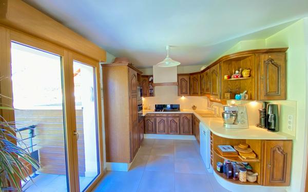 Maison à vendre    6 pièces • 212 m2 Lans-en-Vercors