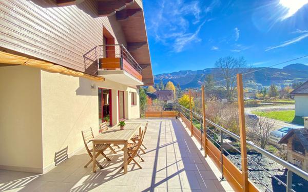 Maison à vendre    6 pièces • 212 m2 Lans-en-Vercors