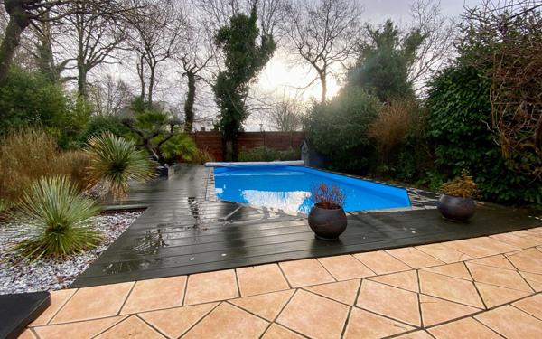 Maison à vendre    5 pièces • 152 m2 Séné