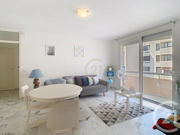 Appartement F3 à vendre  3 pièces - 45,68 m 2   PERPIGNAN  - 66
