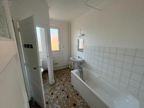 Location - Appartement Lille 59000 52 m 2
