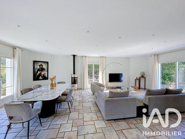 Maison à vendre 6 pièces 190 m² Vourles