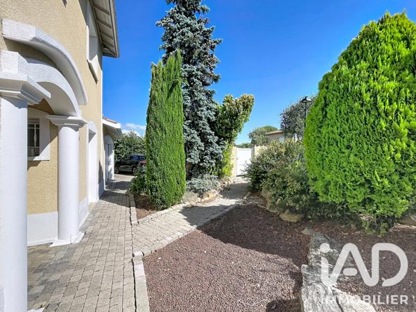 Maison à vendre 6 pièces 190 m² Vourles