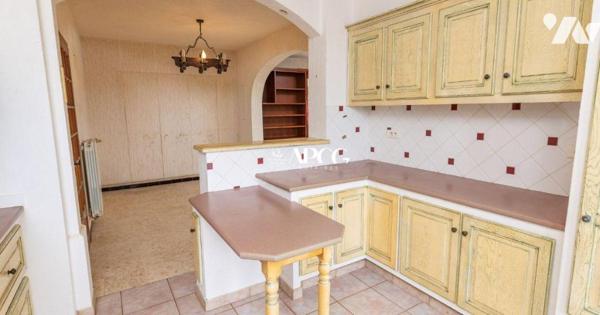 VILLA AVEC VUE DEGAGEE GARAGE ET TERRAIN A VENDRE -  NYONS