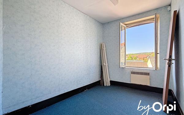 Maison à vendre    1 pièce • 104 m2 Saint-Éloy-les-Mines