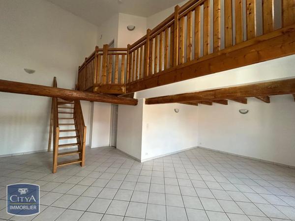 Appartement à louer 3 pièces 79.1m²
