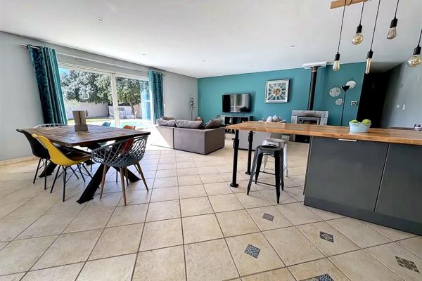 Sorgues (84700) Maison 5 pièce(s) 151m2