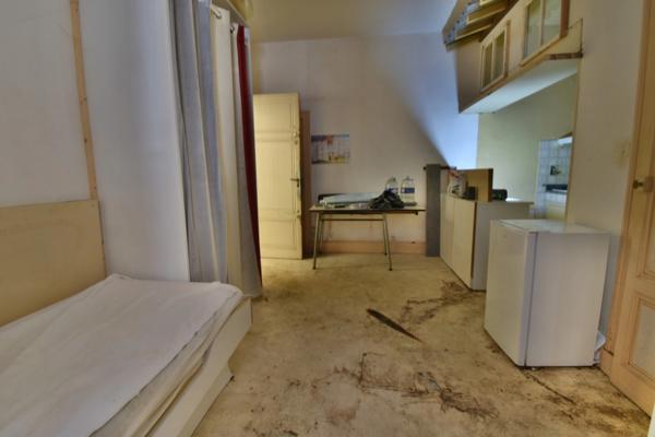 Immeuble à vendre VILLENEUVE SUR LOT (47) IMMEUBLE A FORT POTENTIEL LOCATF