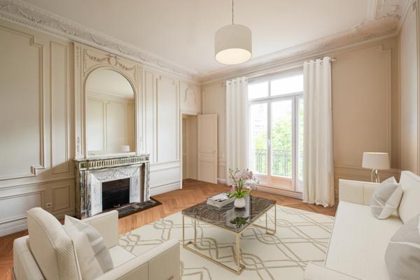 Appartement F7 à vendre  7 pièces - 187 m2 PARIS - 75017