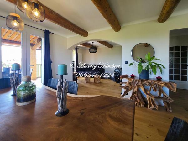 En EXCLUSIVITE à VILLENEUVE, Belle Maison de maçon de 144 m² (2 appartements) avec jardin clos et arboré