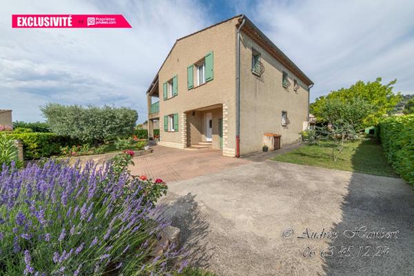 En EXCLUSIVITE à VILLENEUVE, Belle Maison de maçon de 144 m² (2 appartements) avec jardin clos et arboré