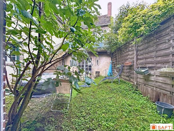 Proches tous commerces et gare direct Paris