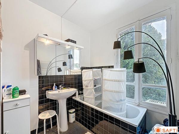 Proches tous commerces et gare direct Paris