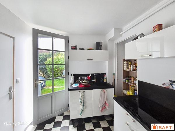 Proches tous commerces et gare direct Paris