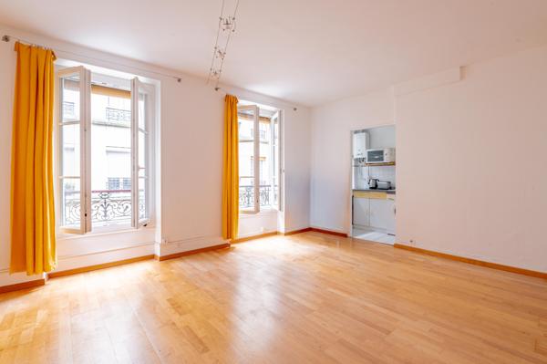 Paris (75011) Studio à vendre Paris 11 idéal investisseurs ou profession libérale