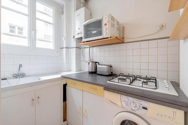 Paris (75011) Studio à vendre Paris 11 idéal investisseurs ou profession libérale