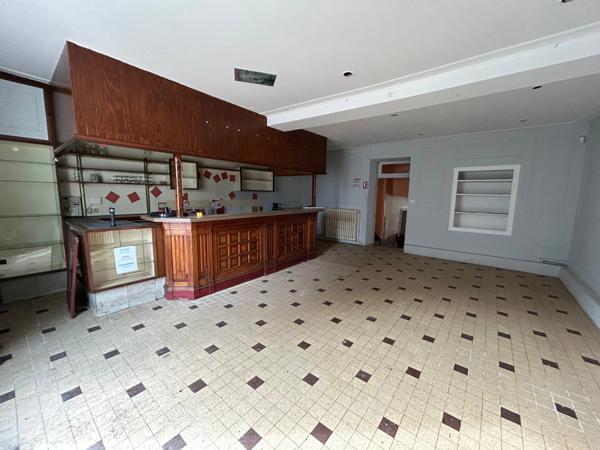 Bâtisse à fort potentiel, idéale pour investissement locatif LAVAU (89)