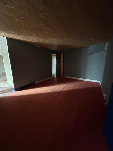 Bâtisse à fort potentiel, idéale pour investissement locatif LAVAU (89)