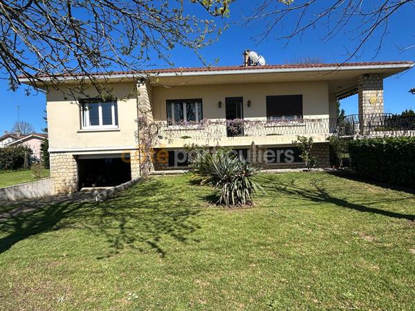 Vente Maison221 m² - 6 Pièces - LESPARRE MEDOC (33340)