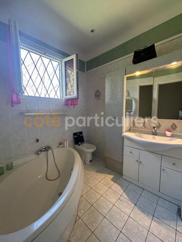Vente Maison221 m² - 6 Pièces - LESPARRE MEDOC (33340)
