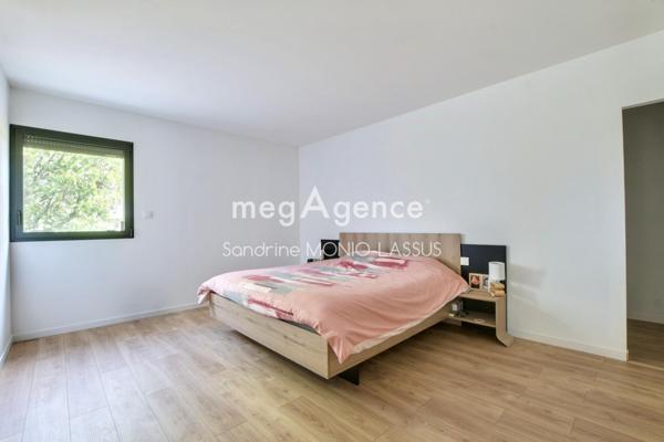 Maison à Saint-Lys, 31470 - 8 pièces 270m²