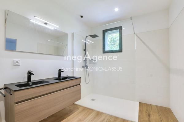 Maison à Saint-Lys, 31470 - 8 pièces 270m²