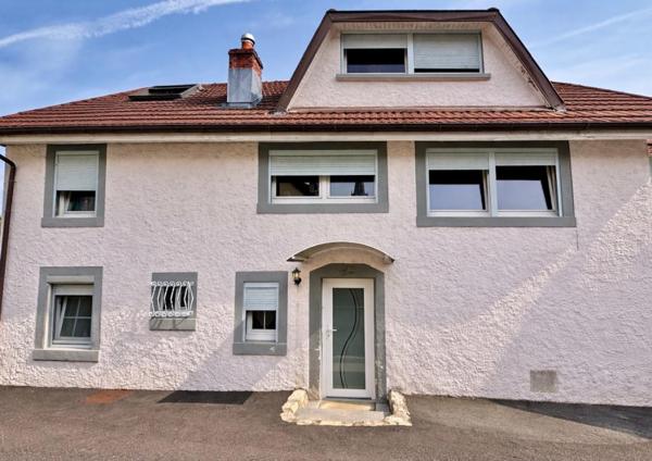 Maison en pierre avec piscine , 125 m² , Jardin sans vis-à-vis