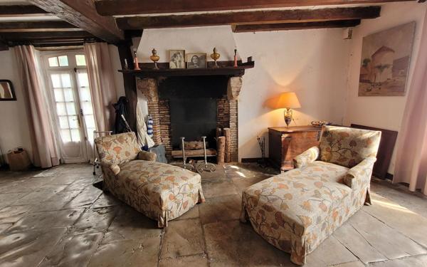 Maison à vendre    9 pièces •  Saint-Geours-de-Maremne