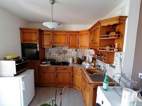 EXCLUSIVITE TRENTE CINQ NOTAIRES !!! Proche du centre-ville hsitorique de Bruz, au 2ème et dern...