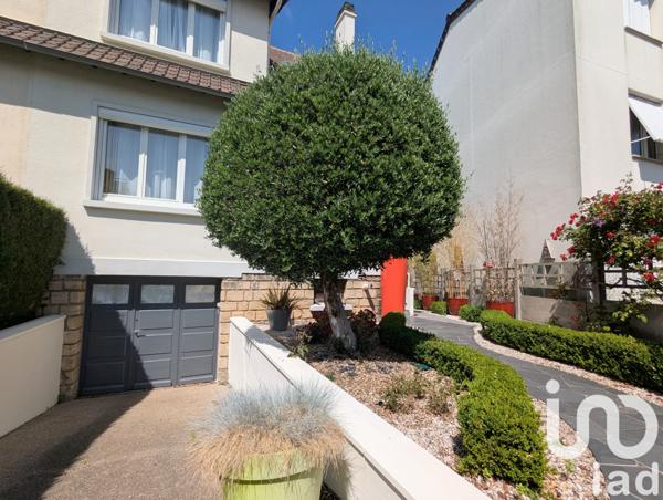 Maison à vendre 5 pièces 109 m² Les Clayes-sous-Bois