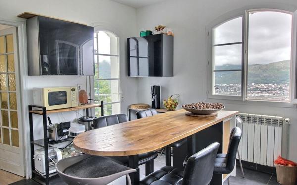 Maison à vendre    6 pièces • 300 m2 Lourdes