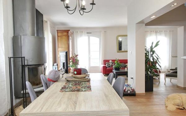 Maison à vendre    6 pièces • 300 m2 Lourdes