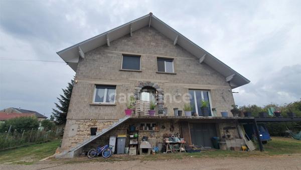 Maison à vendre 6 pièces de 156m² SAINT LOUP SUR SEMOUSE (70)