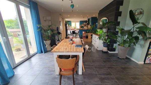 Maison à vendre 6 pièces de 156m² SAINT LOUP SUR SEMOUSE (70)