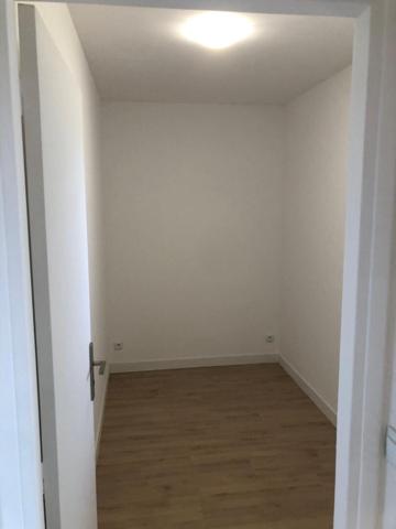 A Louer Le Cannet - Studio avec coin nuit de 27,69 m²