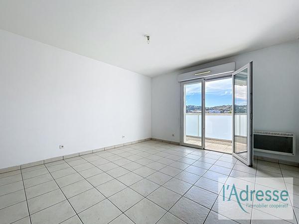 EXCLUSIVITE Antibes 2 pièces avant dernier étage