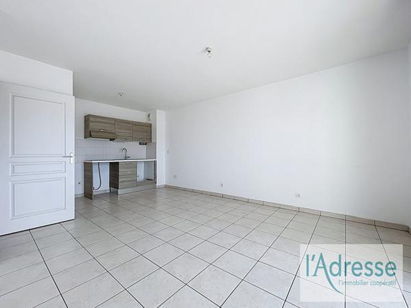 EXCLUSIVITE Antibes 2 pièces avant dernier étage