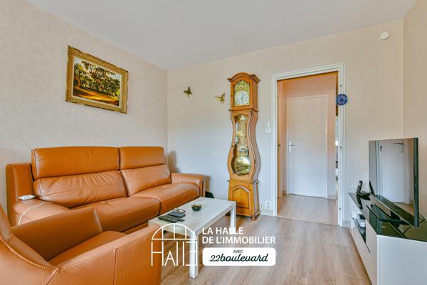 Appartement
         3 pièces
        - 73 m² 130 900 € *