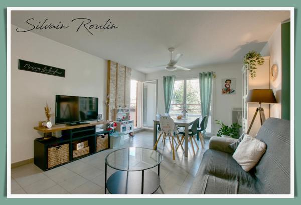 T3 lumineux avec terrasse sans vis-à-vis – Résidence sécurisée à Saint-Just