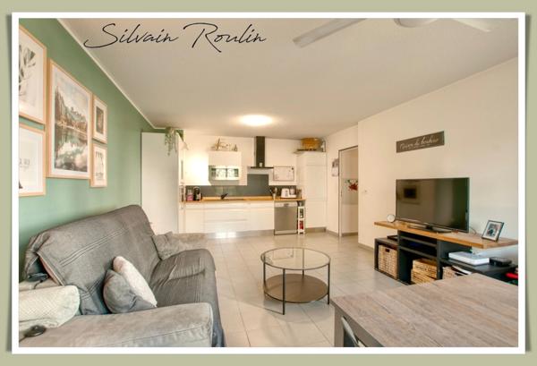 T3 lumineux avec terrasse sans vis-à-vis – Résidence sécurisée à Saint-Just