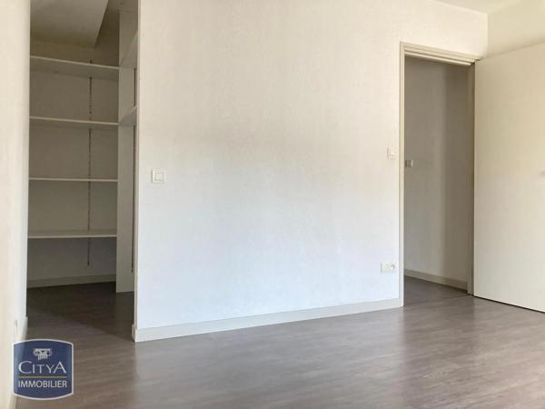 Appartement à louer 2 pièces 49m² Saint-Marcellin (38160)