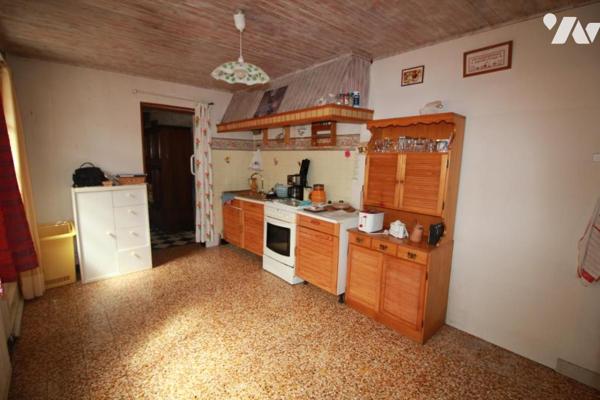 Proche CAMBRAI, longère individuelle de  90 m² 2 chambres terrain et garage